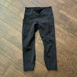 Athleta ultimate stash 7/8 tight